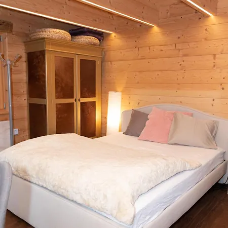 Kleines Romantisches In Der Semmering-rax Region *